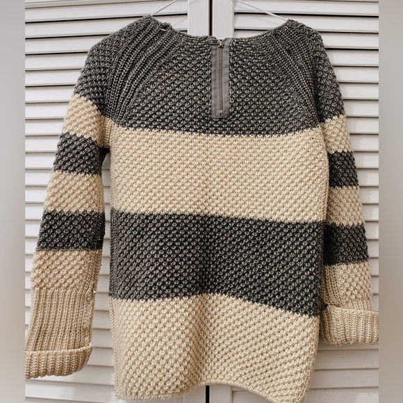Cozy Knitted sweater | SMALL TO MEDIUM | brown & black - Picture 3 of 6